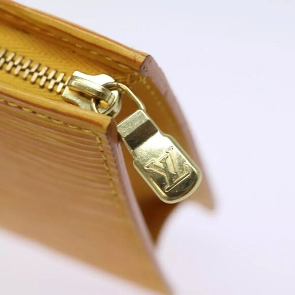LOUIS VUITTON Epi Poche Toilette 15 Pouch Yellow LV Auth - Picture 5 of 15